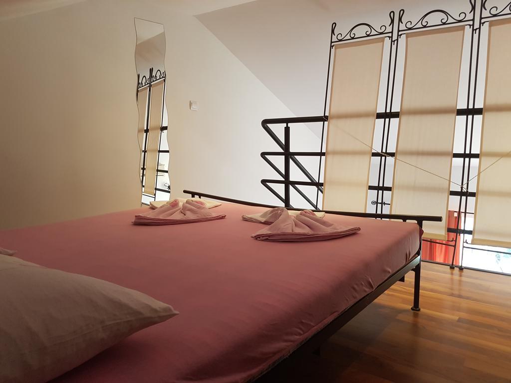 Apartments Mirela Gradac  Exterior photo
